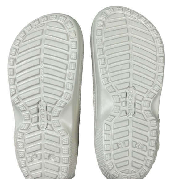 Crocs BEIGE CLASSIC BLITZEN IV CLOG Size M6/W8 - Picture 3 of 5